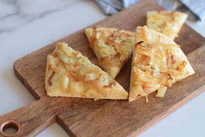 Caramelized Onion and Gorgonzola Pizza